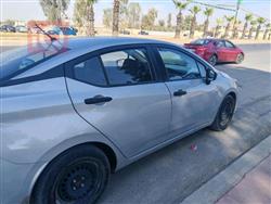 نيسان فيرسا